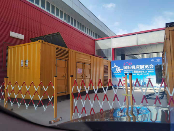 定南出租发电机-柴油发电机和汽油发电机哪个更好一些？