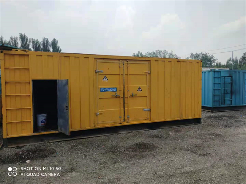 定南200KW柴油发电机组需要配备什么型号的电缆线？