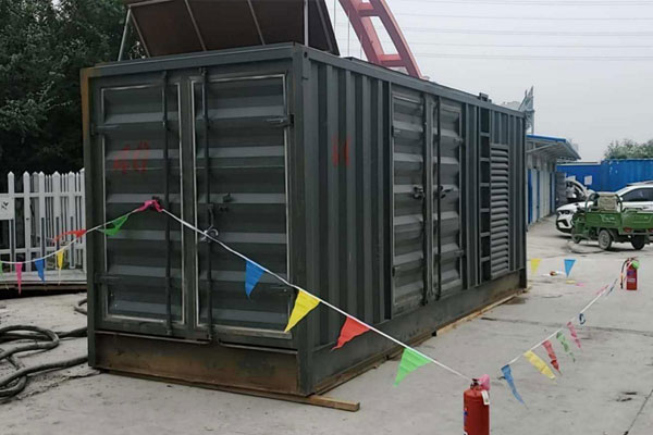 定南发电机租赁空气滤清器多久更换一次？